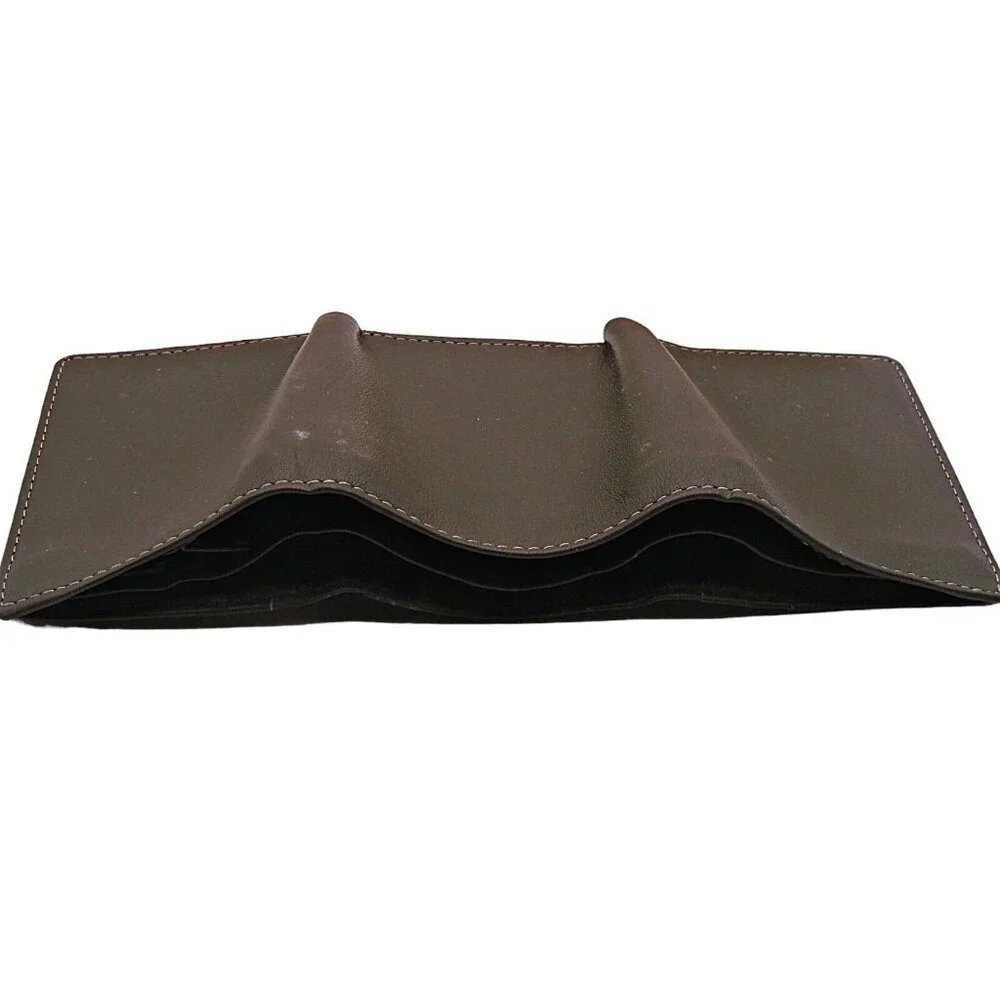 NEW Perry Ellis Brown Leather Billfold Wallet Interior Security Zipper Trifold
